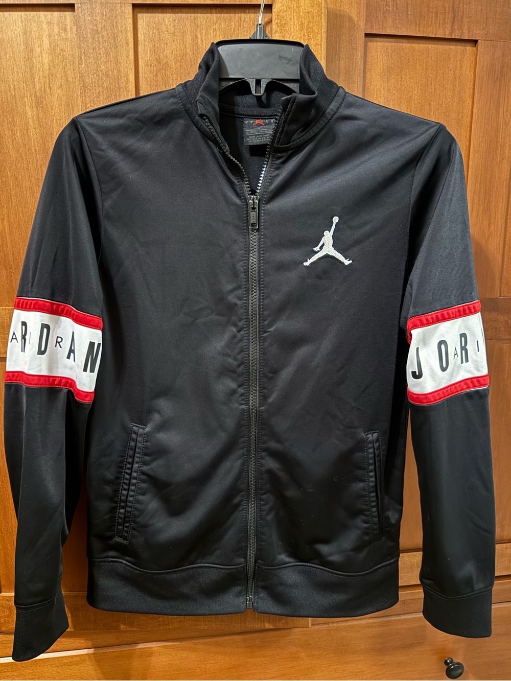 Nike Air Jordan Boys Jacket - Size L (12-13 Yrs) Black Red White Bred Tricot